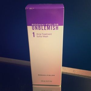 UNBLEMISH Step 1 Face wash